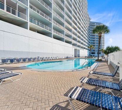 4 Lighthouse Outdoor Pool
