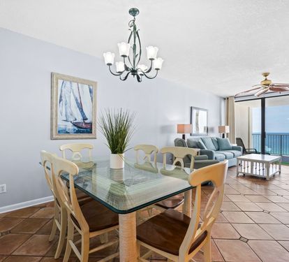 Pelican Pointe 803 Dining Table Seats 6