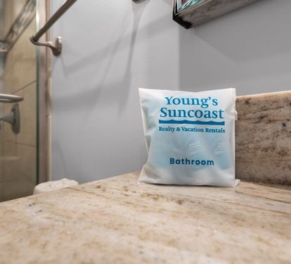 Pelican Pointe 803 Bathroom Amenity Package