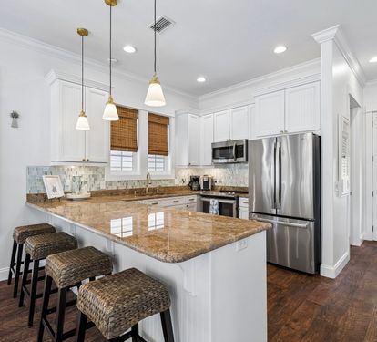 Fully Equipped Gourmet Chef's Kitchen