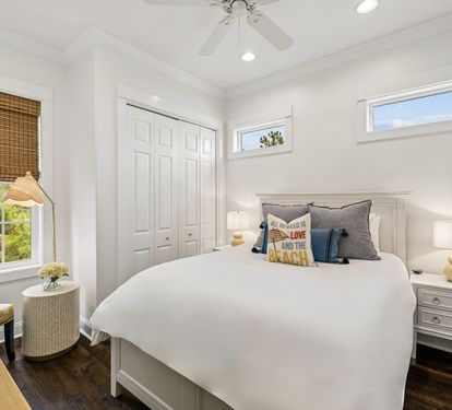 2nd Floor - Queen Guest Suite