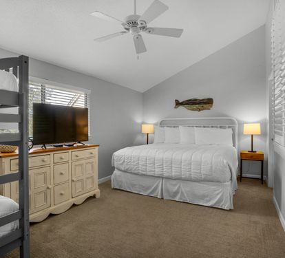 Bedroom 3 with King Bed