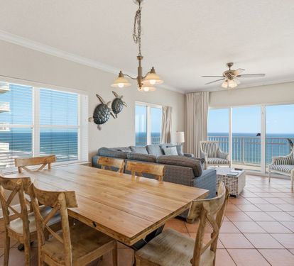 Crystal Shores West 601 Dining