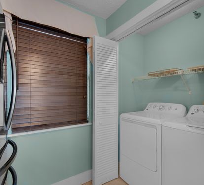 Full size washer & Dryer in unit