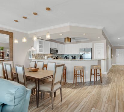 Dining area and breakfast bar seating
