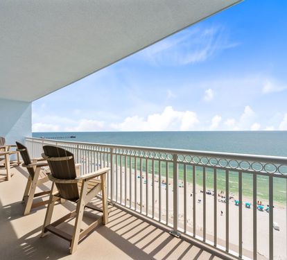 4 Colonnades 1202 Balcony