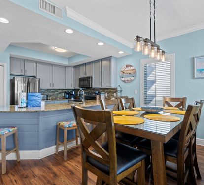 San Carlos 401 Dining + Kitchen