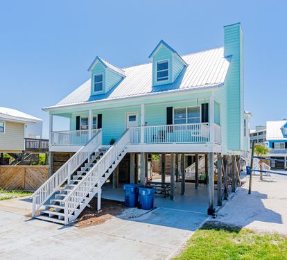 Wanderlust Front Exterior