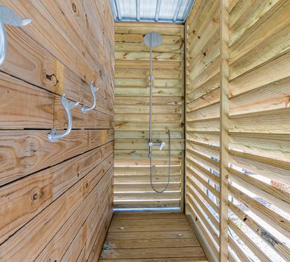 Wanderlust Private Outdoor Shower