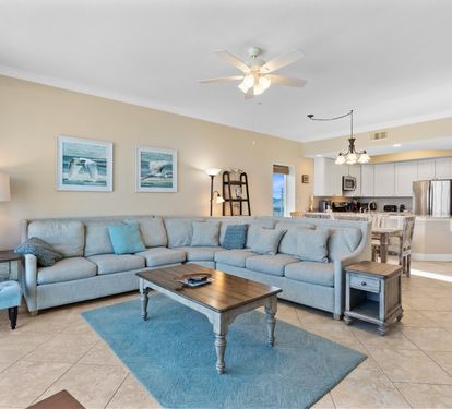 3 San Carlos 309 Living Room