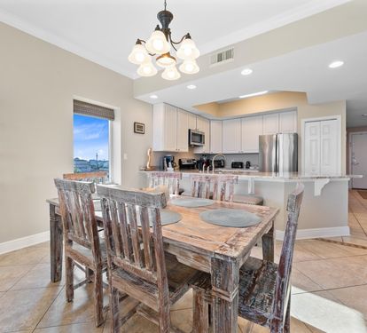 7 San Carlos 309 Dining Area