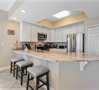 9 San Carlos 309 Dining Area