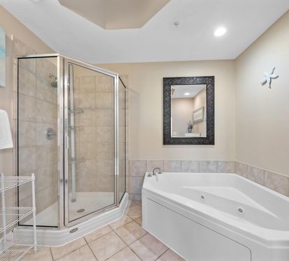16 San Carlos 309 Primary Bathroom