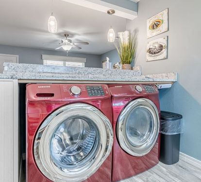 Gulf View 19 Laundry with Full Size Washer + Dryer