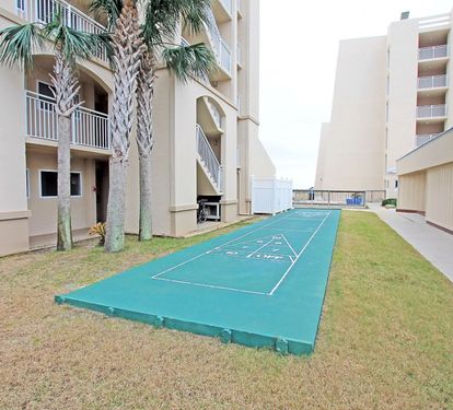 Shuffleboard Court 