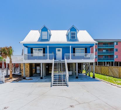 Blue Lagoon Front Exterior