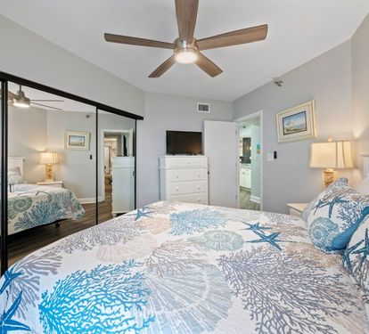 17 White Caps 1404 Bedroom 2