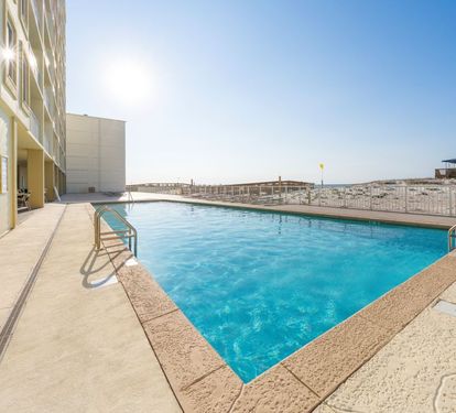 Boardwalk Outdoor Pool