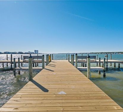 Compass Point Boat Slips