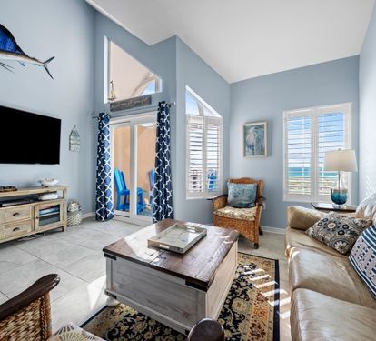3 Grand Beach Penthouse 3 Living Room