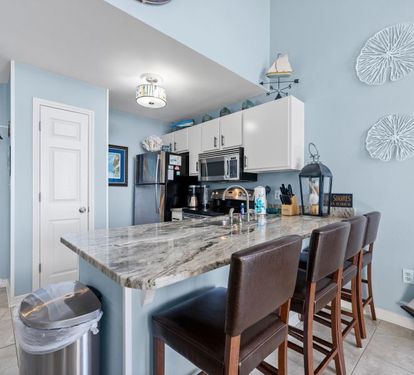 8 Grand Beach Penthouse 3 Kitchen