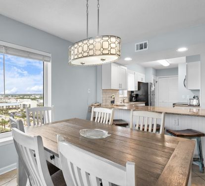 Boardwalk 1087 Dining Table Seats 6