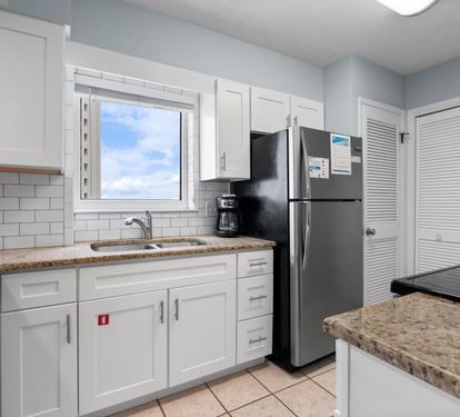 Boardwalk 1087 Fully Equipped Kitchen