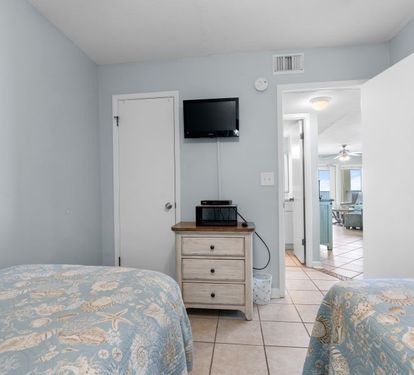 Boardwalk 1087 Bedroom 3 with Two Twins