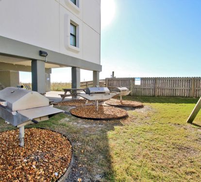 4 - Grilling Area (2)