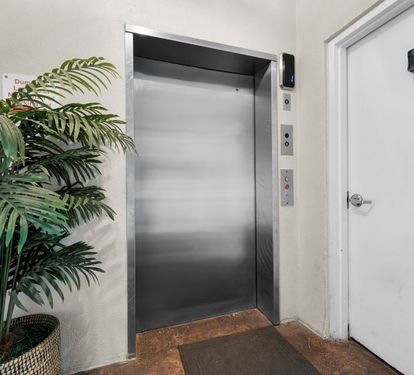 8 MK ELEVATOR BAY