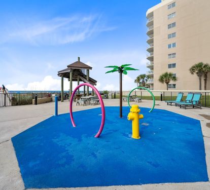 6 Phoenix I Kids Splash Pad