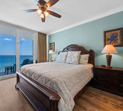 San Carlos 1001 Primary Bedroom with King