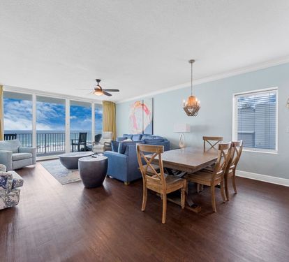 San Carlos 409 Dining Table Seats 6