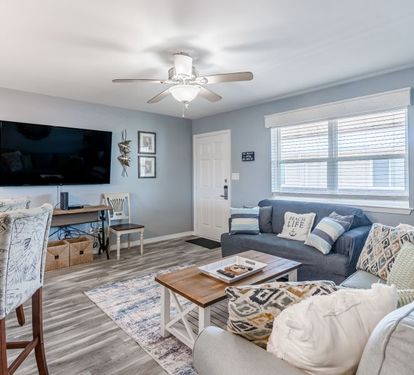 Gulf View 19 Living Room with Queen Sleeper and Smart TV