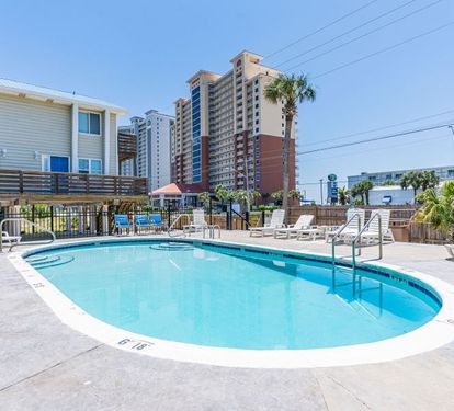 3 GV OUTDOOR POOL