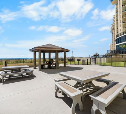 15 PHIII PICNIC AREA