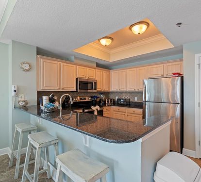 10 Crystal Shores West 108 Kitchen