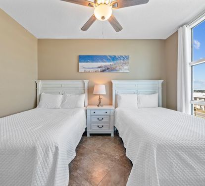 22 Crystal Shores West 108 Bedroom 3