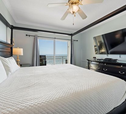 16 Crystal Shores West 208 Primary Bedroom
