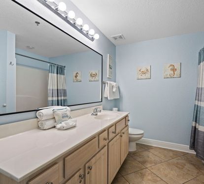 29 Crystal Shores West 208 Bathroom 3