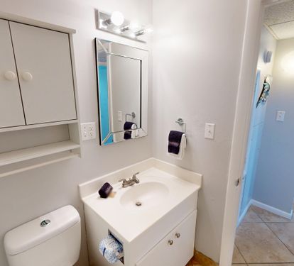 Guest Bathroom 1