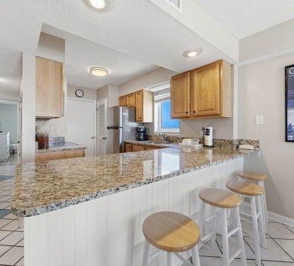 Boardwalk 681 Kitchen Counter Seats 4