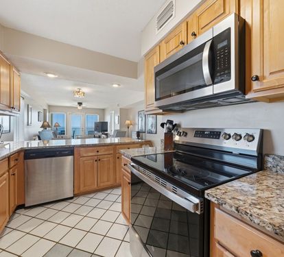 Boardwalk 681 Kitchen