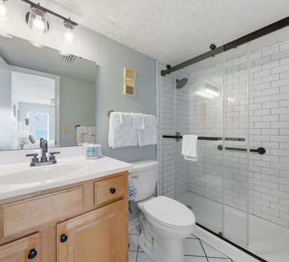 Boardwalk 681 Primary Bathroom