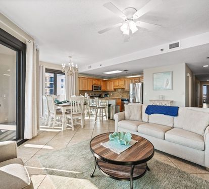 4 Phoenix East 1201 Living Room