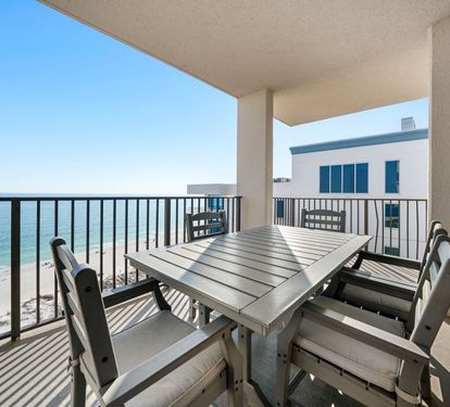 6 Phoenix East 1201 Balcony
