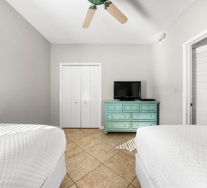 26 Phoenix East 1201 Bedroom 3