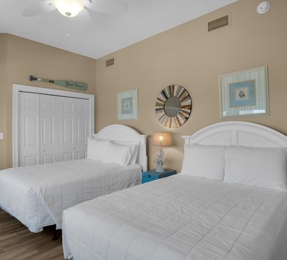 Guest Bedroom #2 with 2 Double Beds