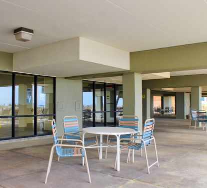 5 - Sundeck (2)