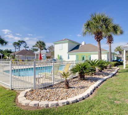 06 Community Pool and Lawn Area